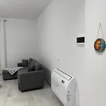 Miltons House Vlora