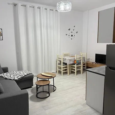 Miltons House شقة